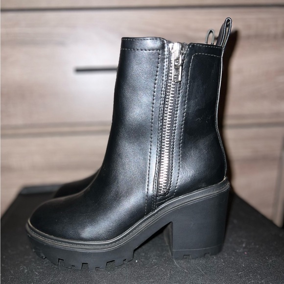 Urban Outfitters Shoes - Fall Boots Urban Outfitters